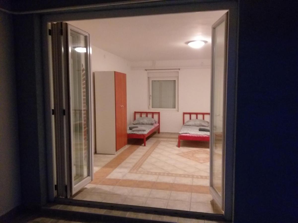 Aparthotel Azure House Keszthely Exterior foto